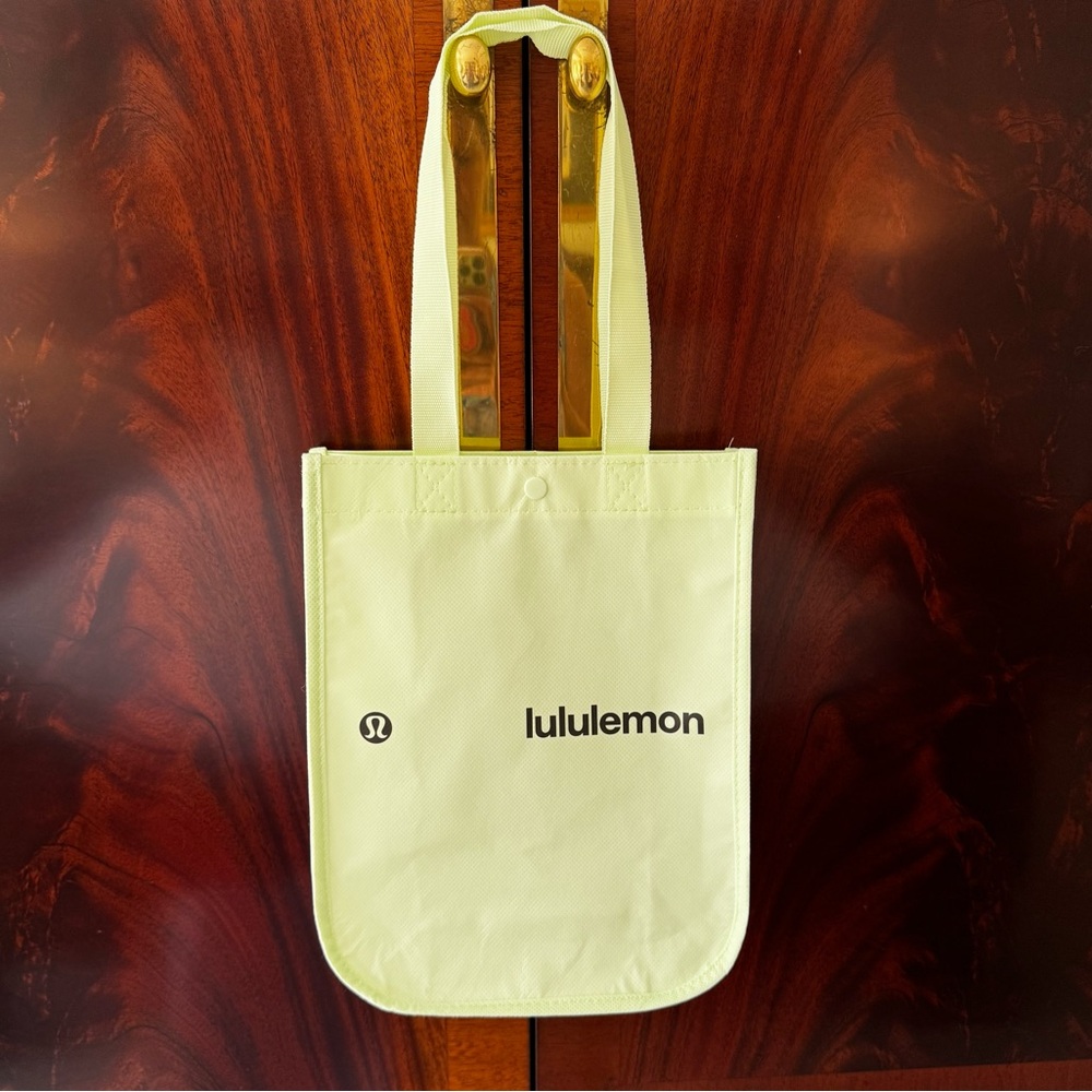 New Lululemon Small Reusable Tote Bag Sour Grape